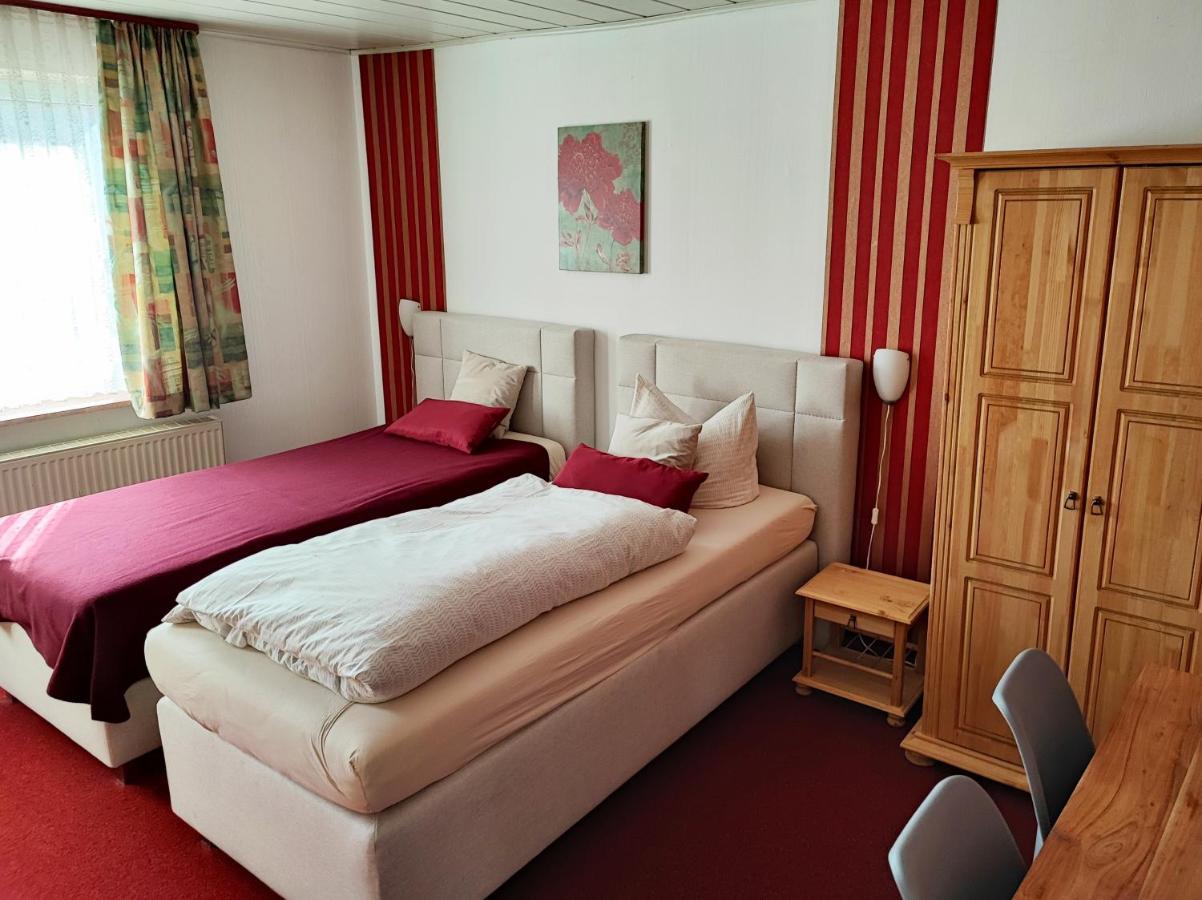 Hotel Und Restaurant Hohenzollern Erfurt Esterno foto