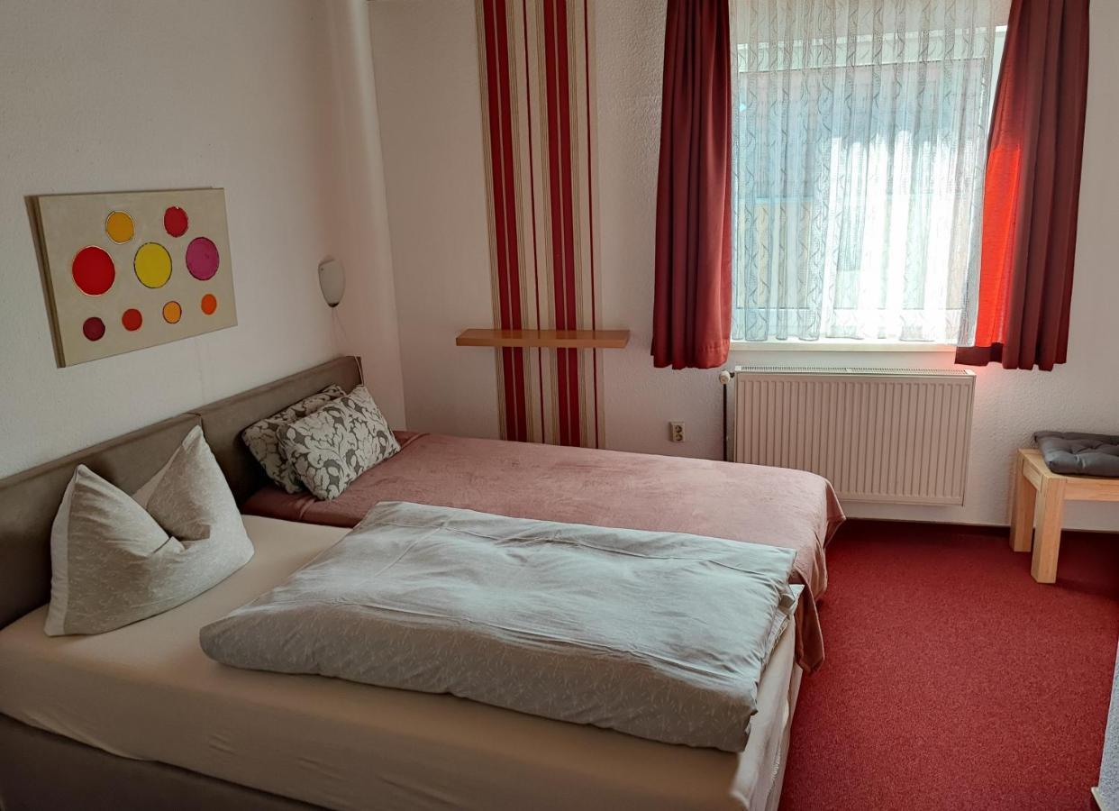 Hotel Und Restaurant Hohenzollern Erfurt Esterno foto